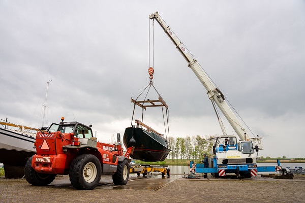 Boot takelen voor winterstalling