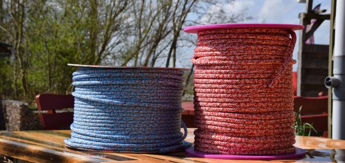 Watersportwinkel bij haven hunzegat